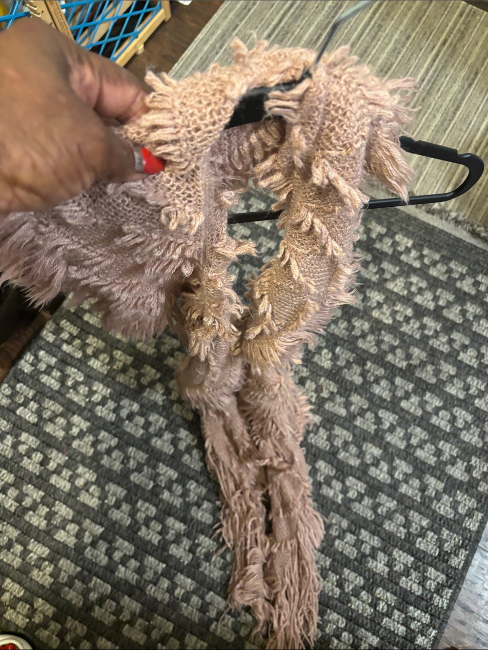 Textured Fringe Knit Scarf in Dusty Rose